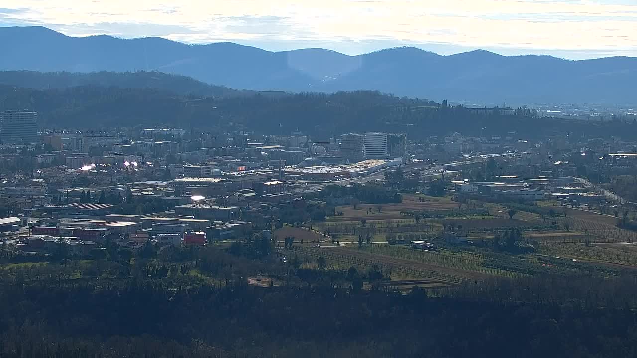 Borderless webcam of Nova Gorica and Gorizia