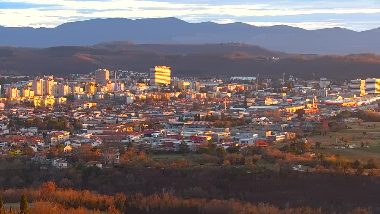 Borderless webcam of Nova Gorica and Gorizia