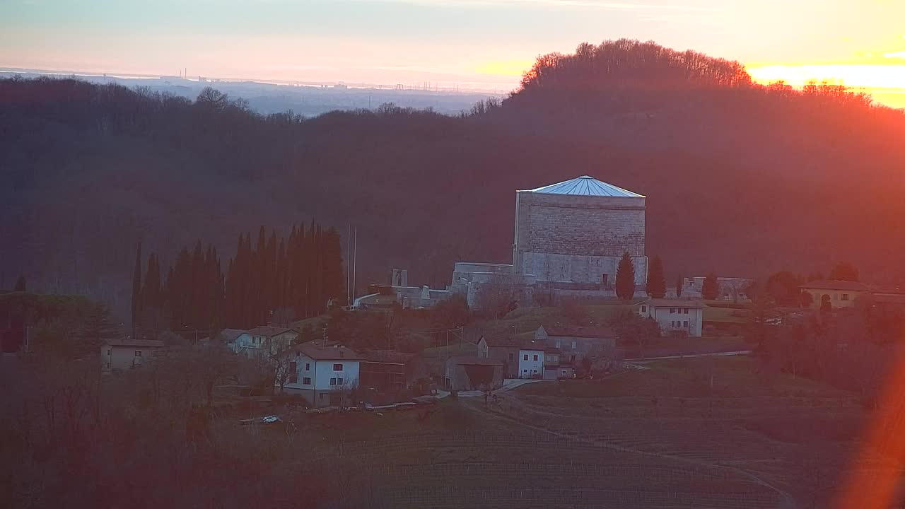 Borderless webcam of Nova Gorica and Gorizia