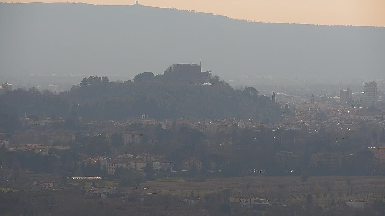 Borderless webcam of Nova Gorica and Gorizia