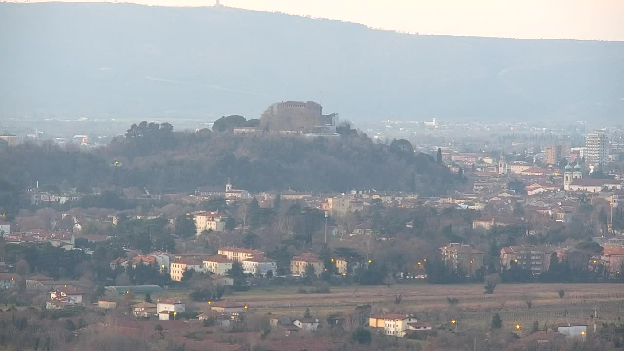 Borderless webcam of Nova Gorica and Gorizia