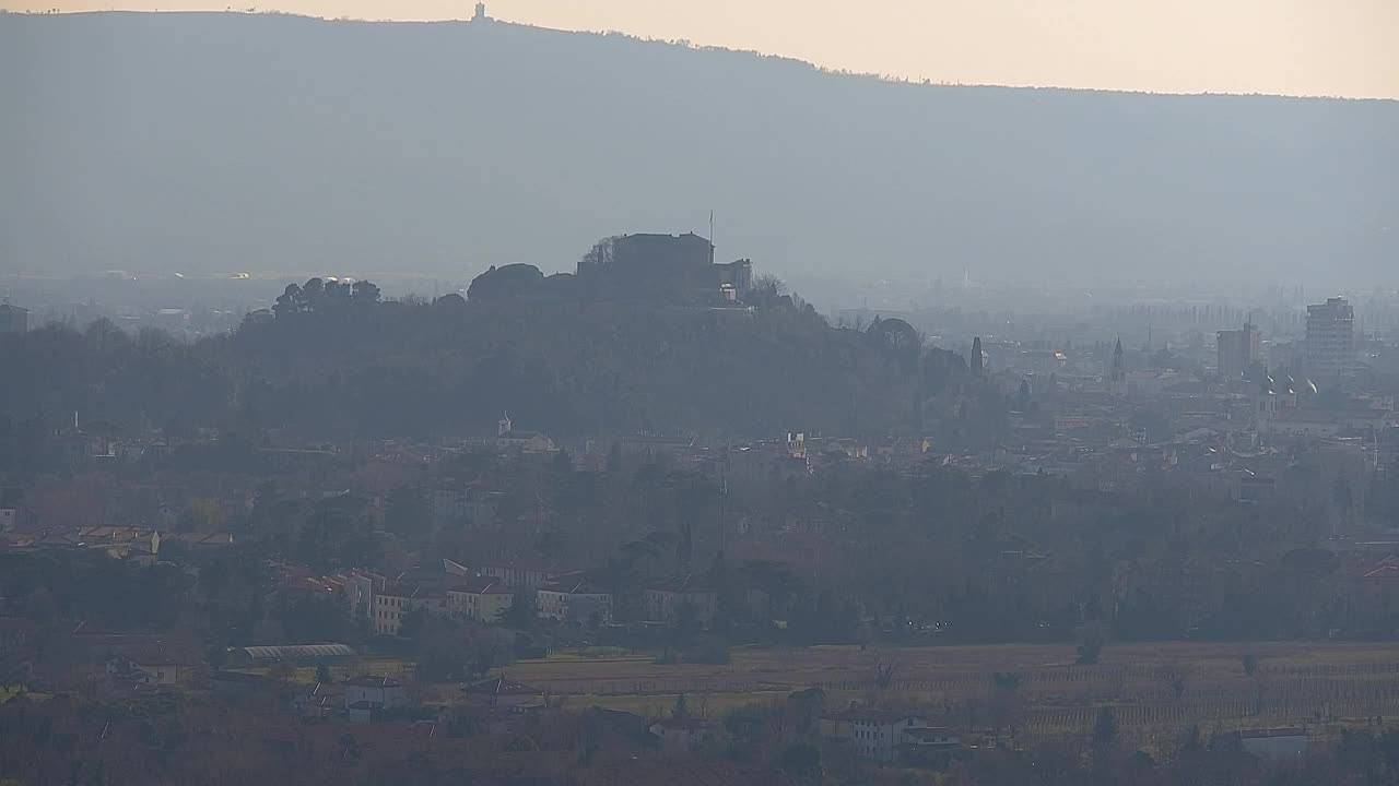 Borderless webcam of Nova Gorica and Gorizia