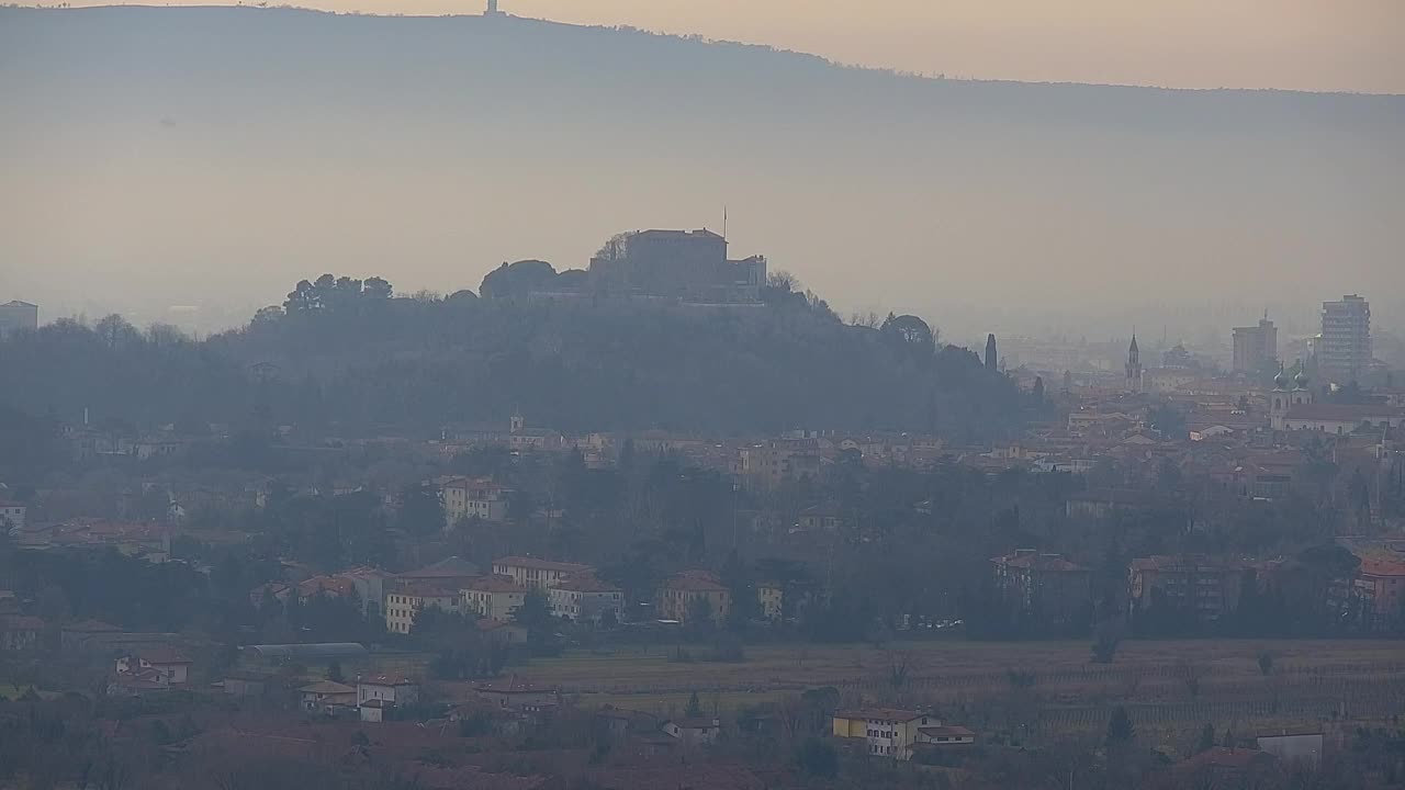 Borderless webcam of Nova Gorica and Gorizia