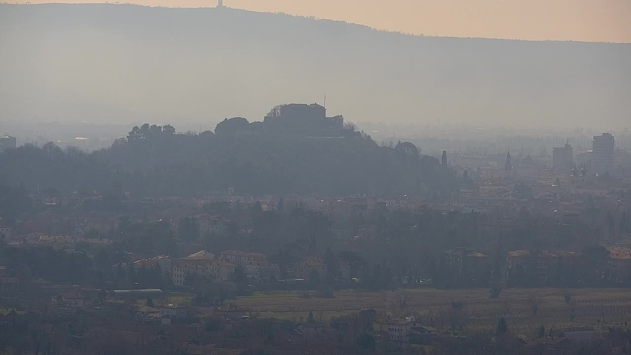 Borderless webcam of Nova Gorica and Gorizia