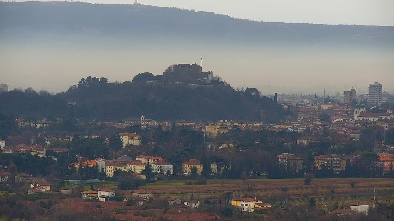 Otkrijte Beskrajnu Web Kameru Nova Gorica i Gorica!