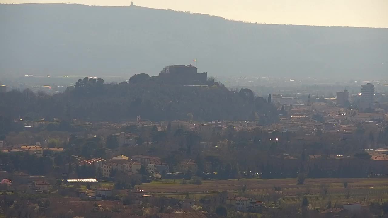 Grenzenlose Webcam: Nova Gorica und Gorizia / Görz live erleben!