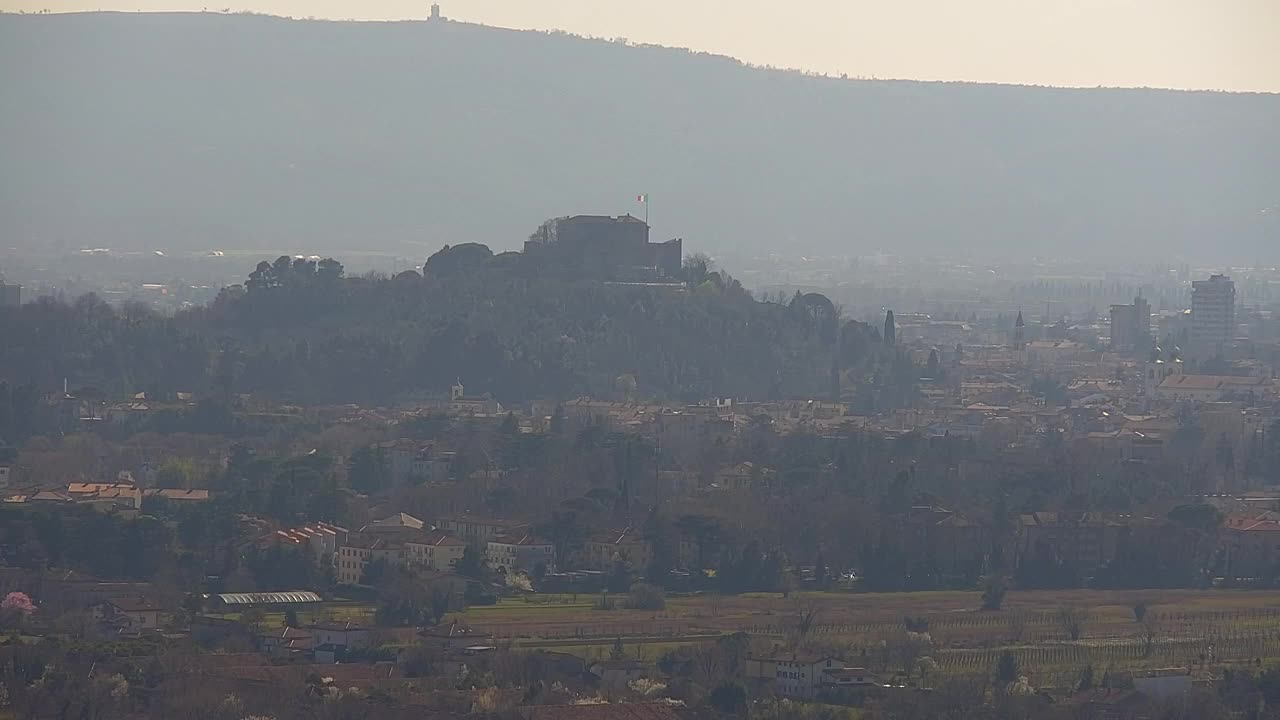 Borderless webcam of Nova Gorica and Gorizia