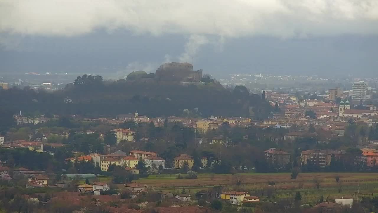 Borderless webcam of Nova Gorica and Gorizia