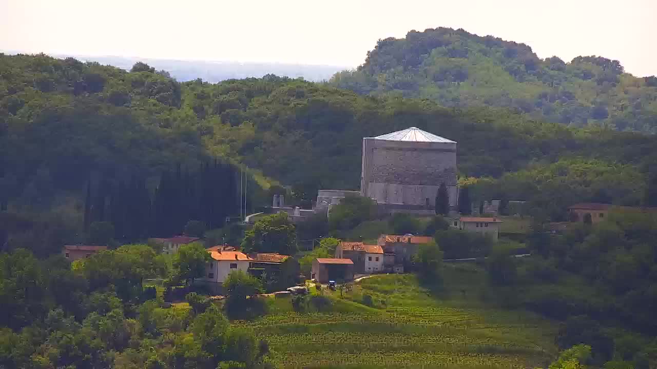 Borderless webcam of Nova Gorica and Gorizia