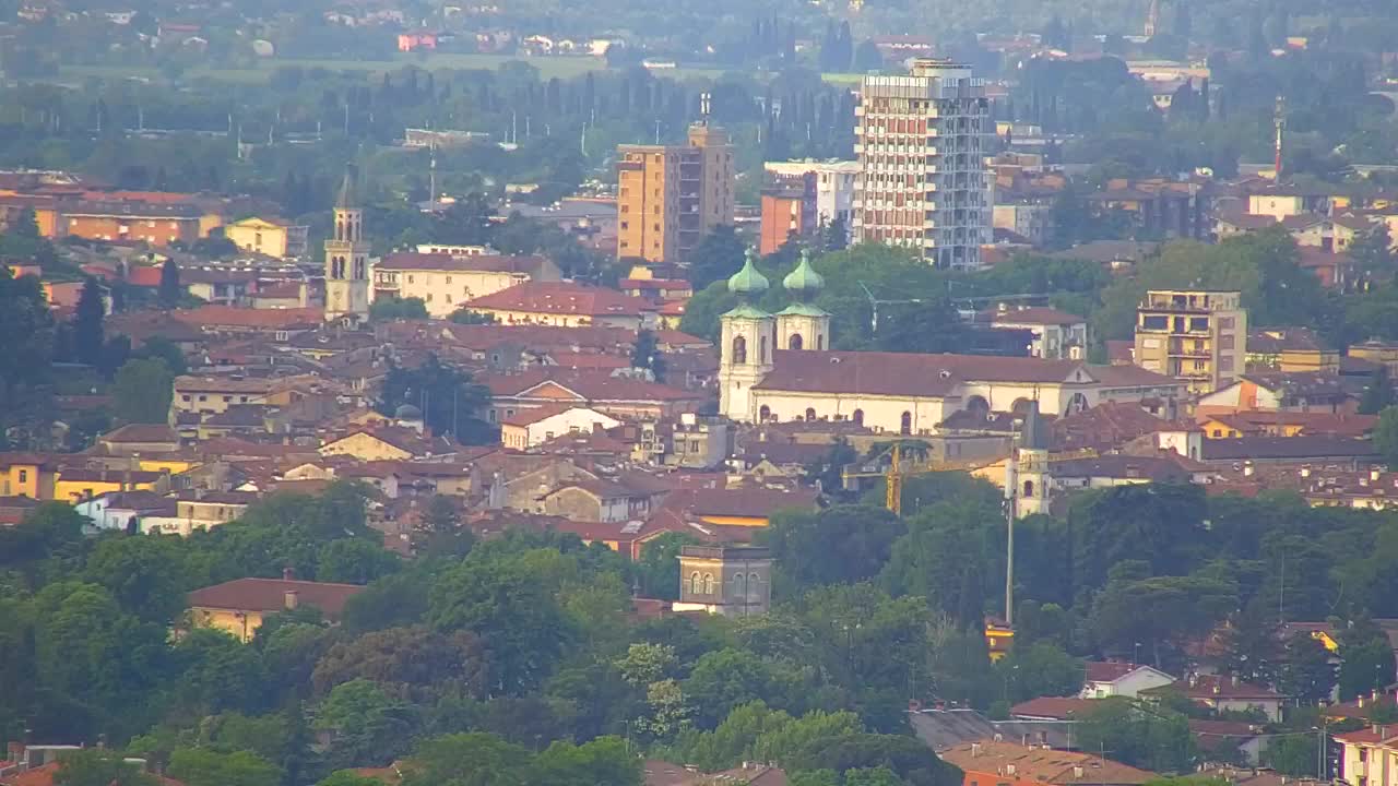Otkrijte Beskrajnu Web Kameru Nova Gorica i Gorica!