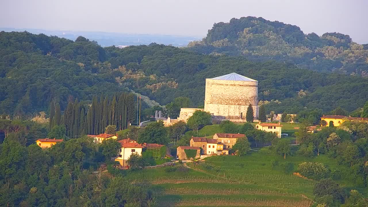 Borderless webcam of Nova Gorica and Gorizia