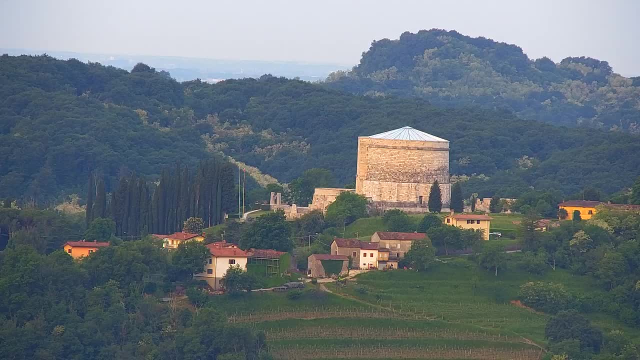 Grenzenlose Webcam: Nova Gorica und Gorizia / Görz live erleben!