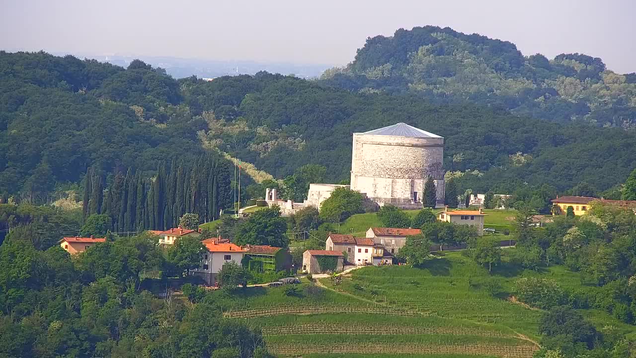 Scopri la Webcam Senza Confini tra Nova Gorica e Gorizia!