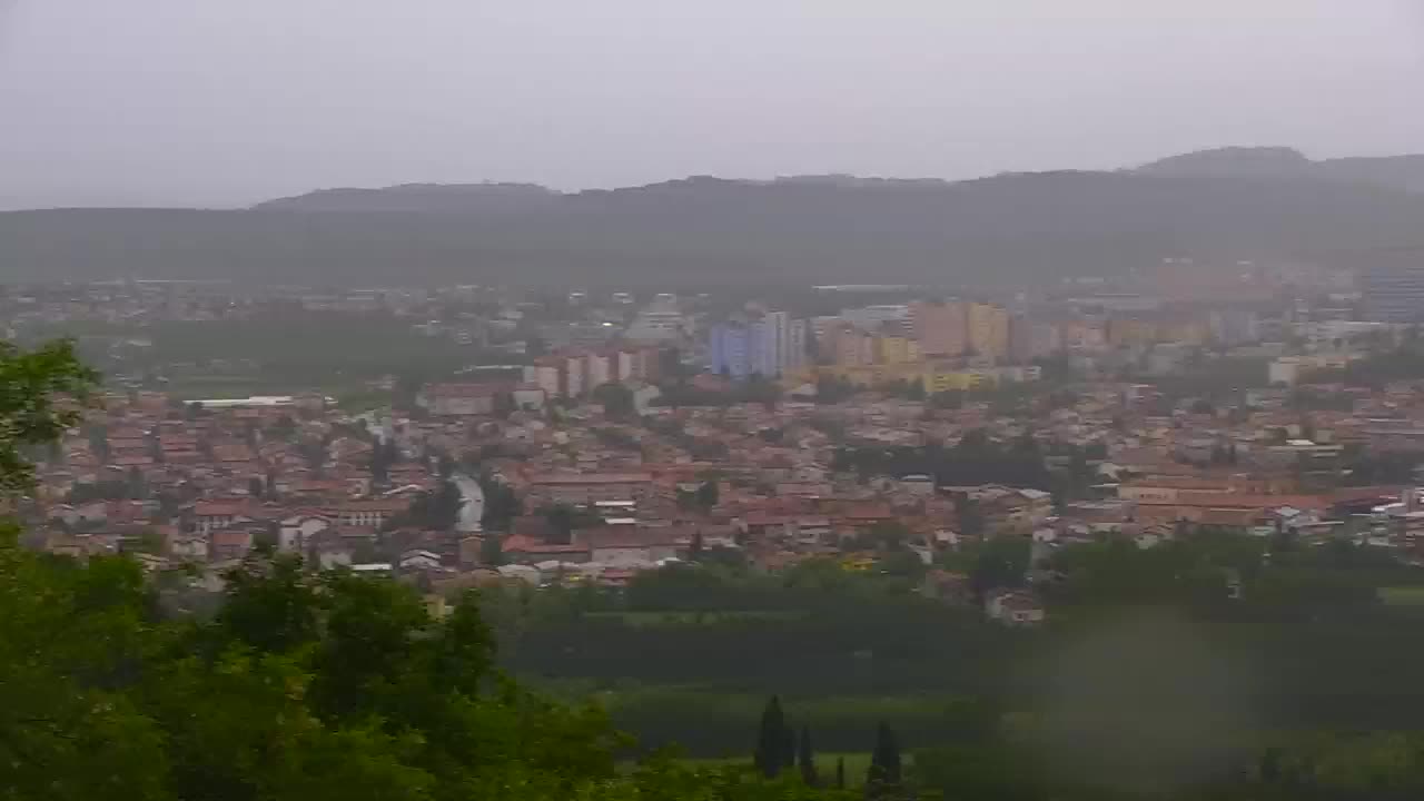 Brezmejna spletna kamera Nova Gorica in Gorica!