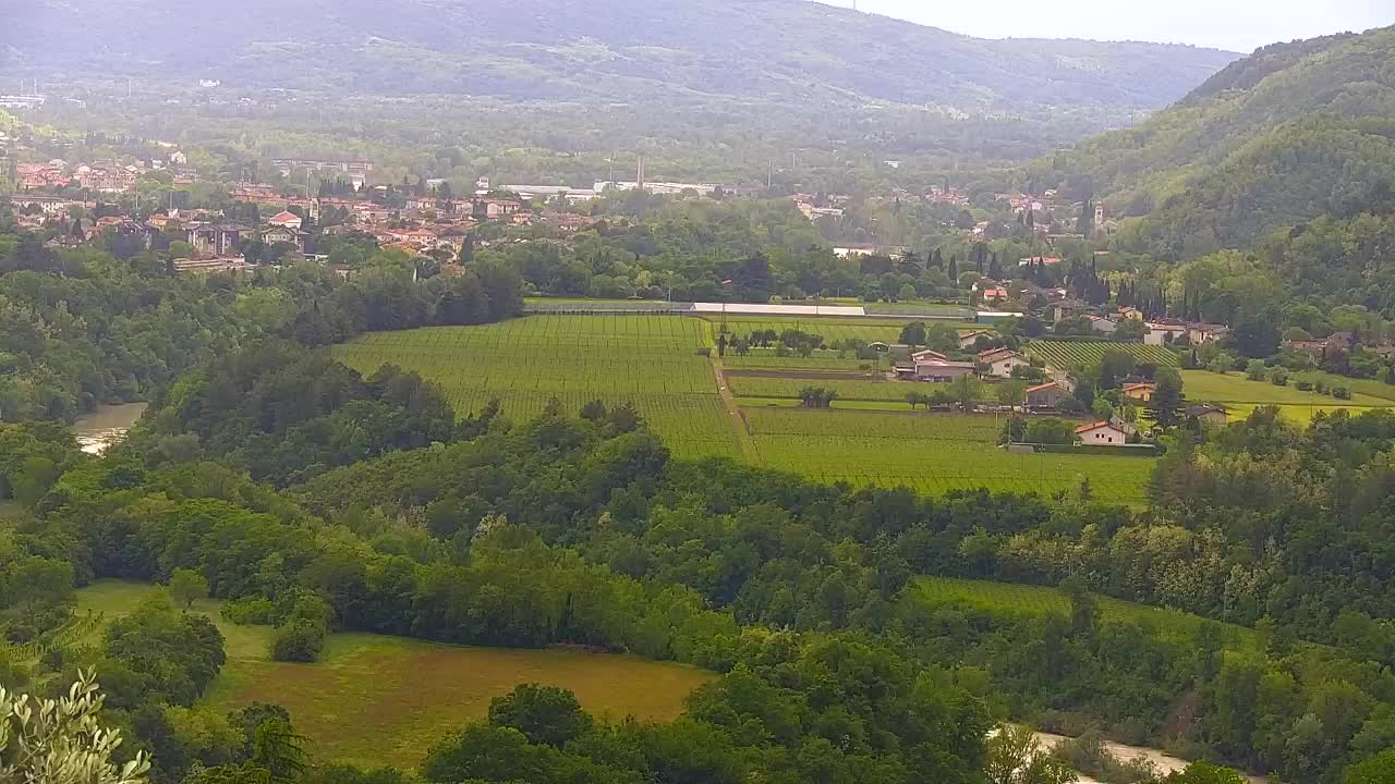 Otkrijte Beskrajnu Web Kameru Nova Gorica i Gorica!