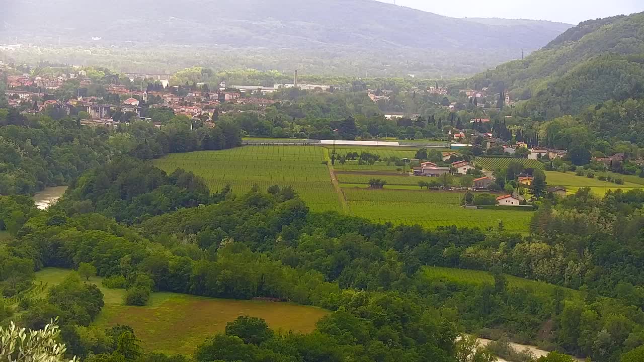 Otkrijte Beskrajnu Web Kameru Nova Gorica i Gorica!