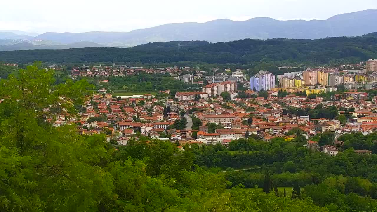 Otkrijte Beskrajnu Web Kameru Nova Gorica i Gorica!