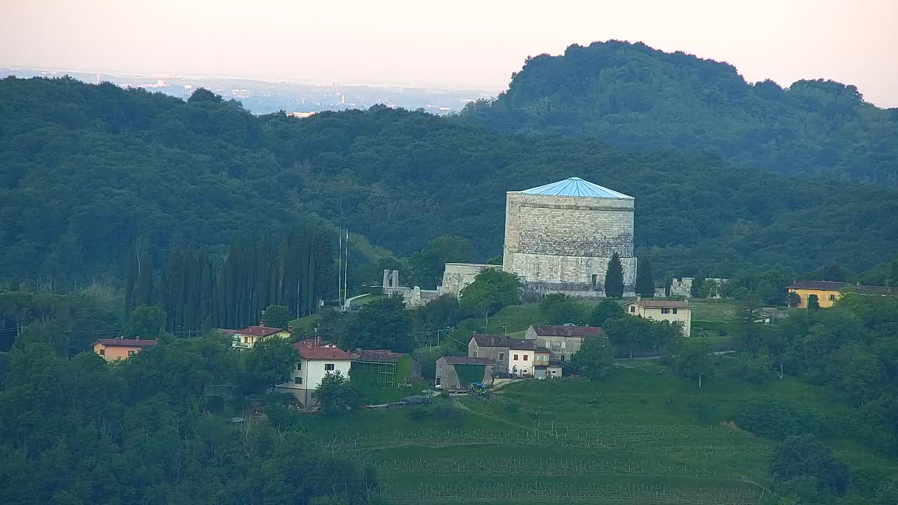Grenzenlose Webcam: Nova Gorica und Gorizia / Görz live erleben!