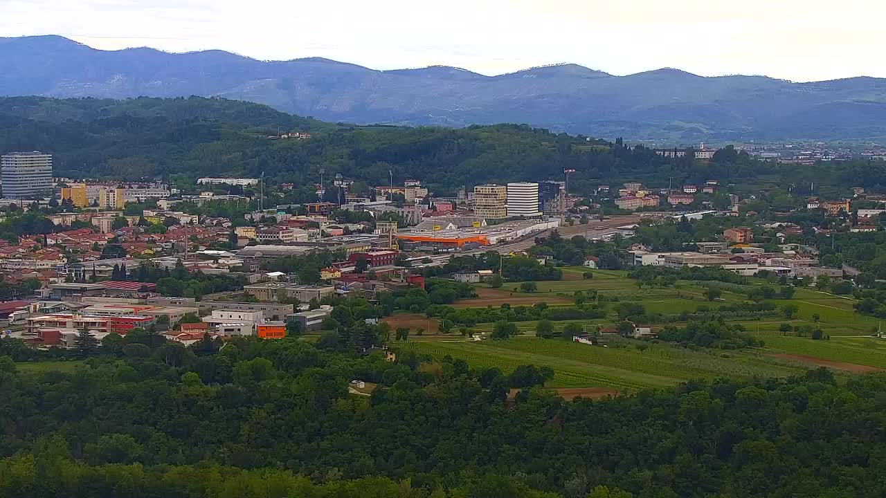 Grenzenlose Webcam: Nova Gorica und Gorizia / Görz live erleben!