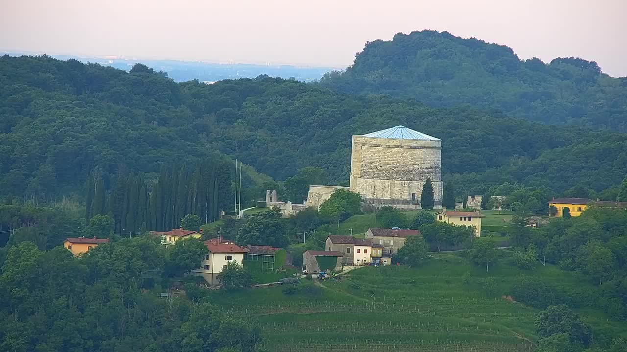Grenzenlose Webcam: Nova Gorica und Gorizia / Görz live erleben!