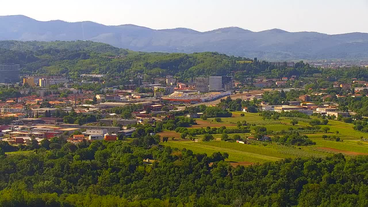 Borderless webcam of Nova Gorica and Gorizia