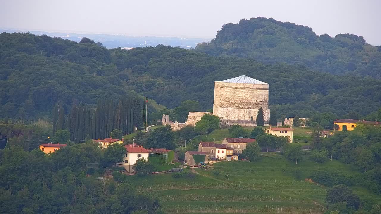 Borderless webcam of Nova Gorica and Gorizia