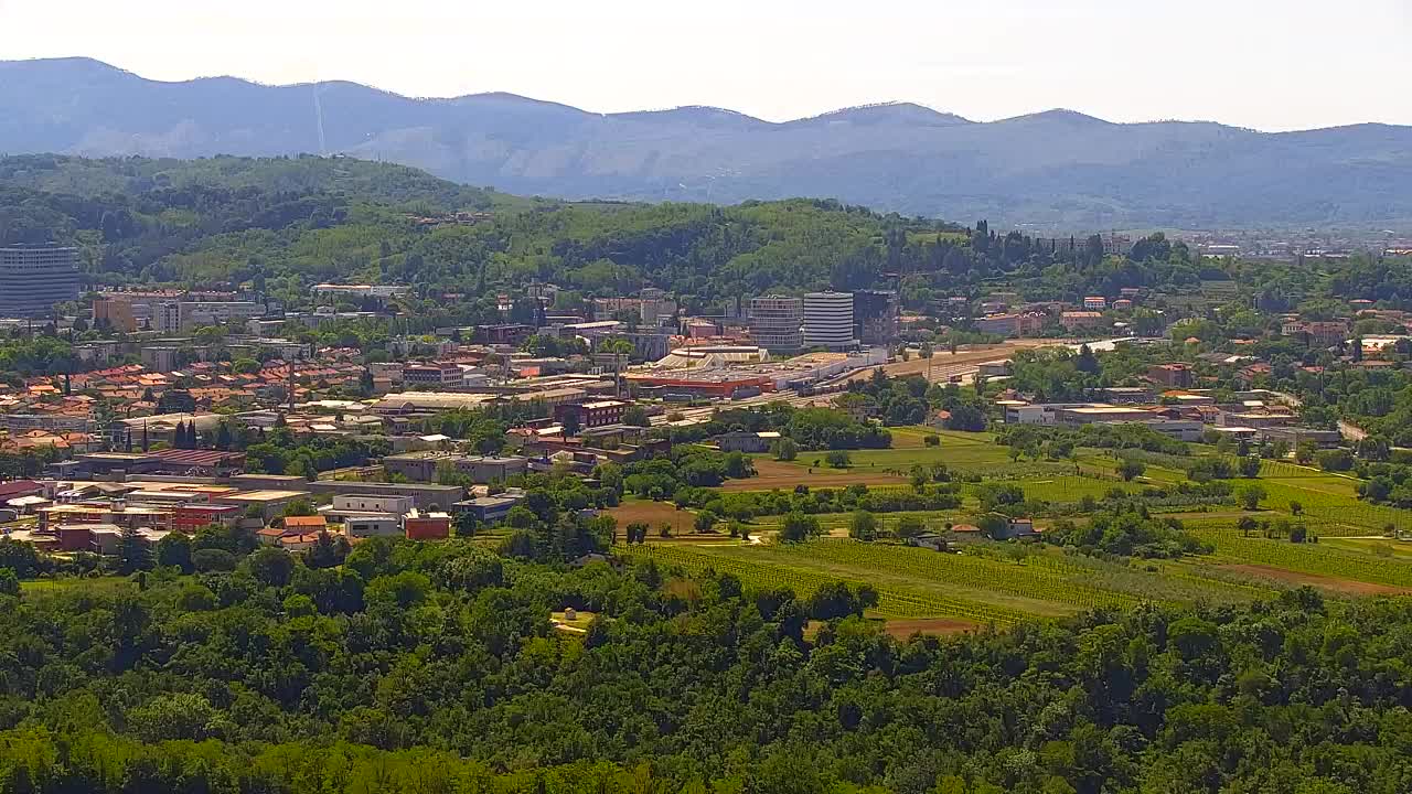 Borderless webcam of Nova Gorica and Gorizia