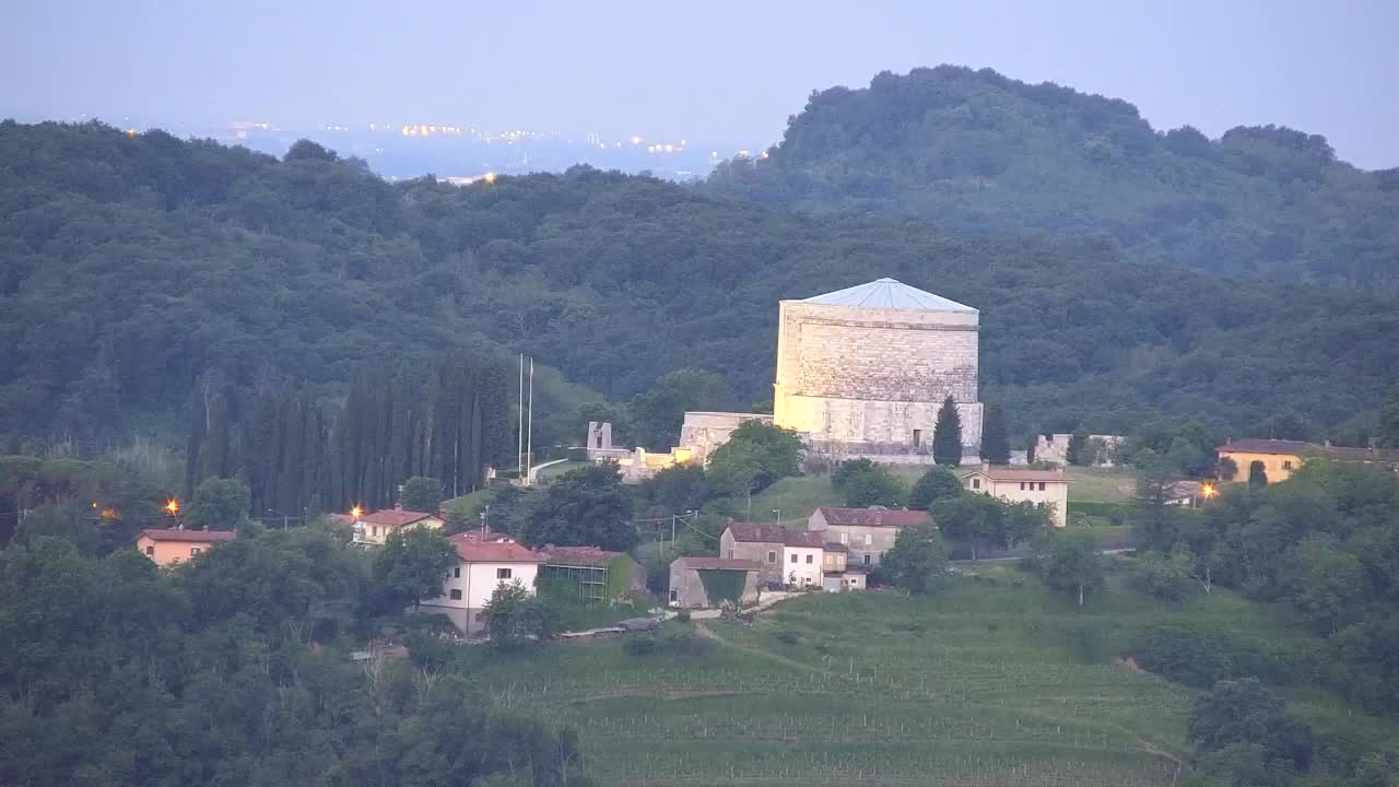 Scopri la Webcam Senza Confini tra Nova Gorica e Gorizia!