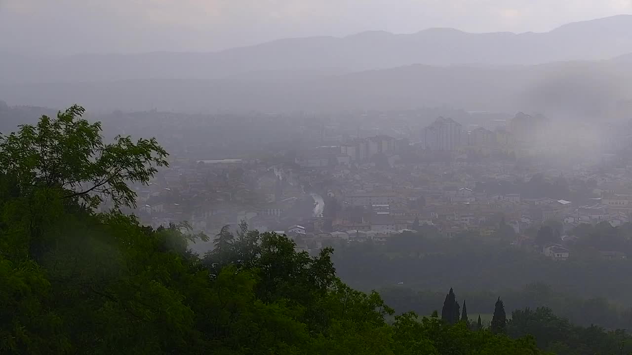 Brezmejna spletna kamera Nova Gorica in Gorica!