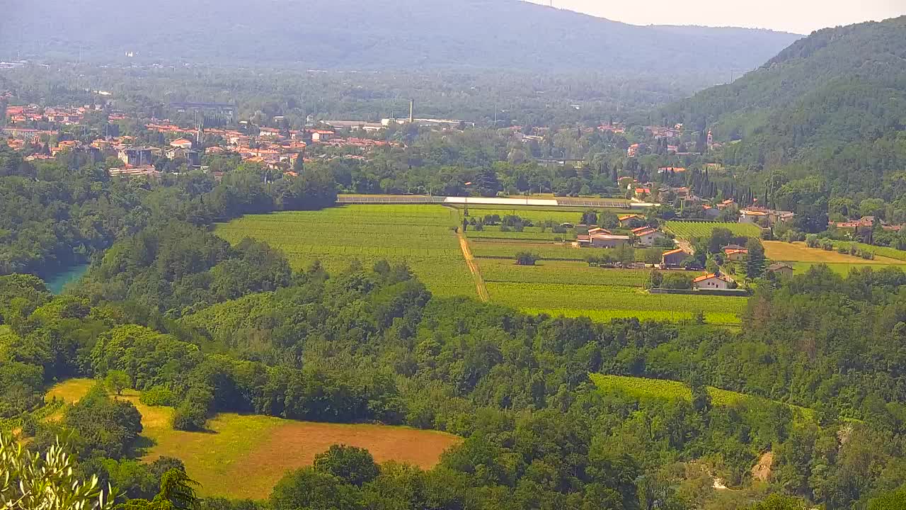 Otkrijte Beskrajnu Web Kameru Nova Gorica i Gorica!