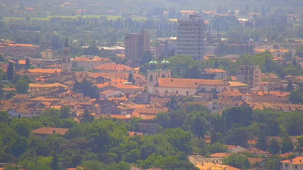Borderless webcam of Nova Gorica and Gorizia