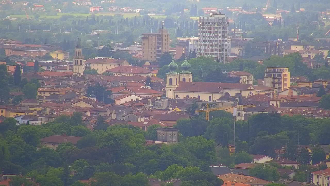 Brezmejna spletna kamera Nova Gorica in Gorica!