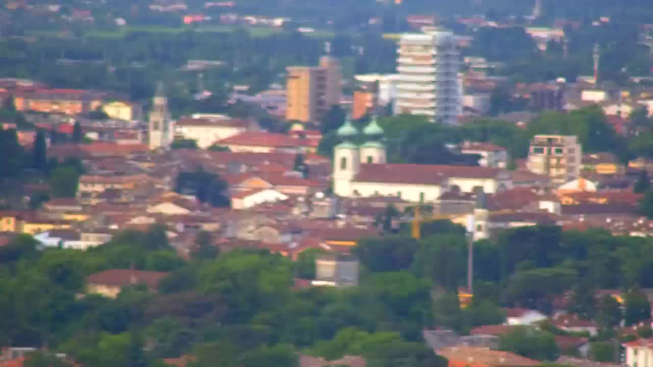 Brezmejna spletna kamera Nova Gorica in Gorica!