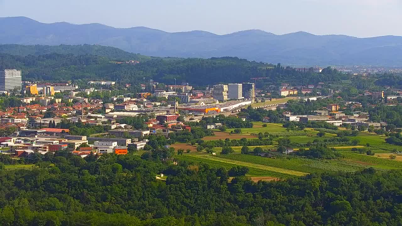 Borderless webcam of Nova Gorica and Gorizia