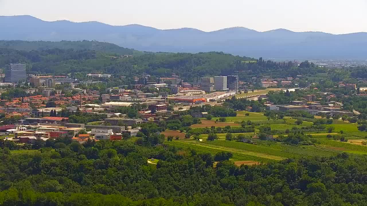Borderless webcam of Nova Gorica and Gorizia