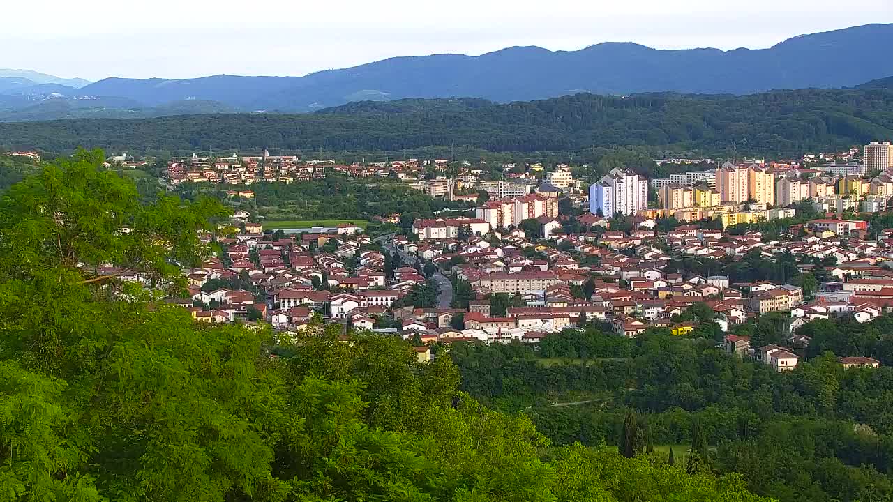 Otkrijte Beskrajnu Web Kameru Nova Gorica i Gorica!