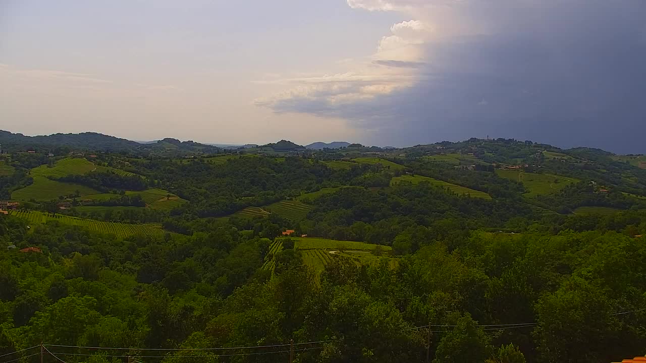 Brezmejna spletna kamera Nova Gorica in Gorica!