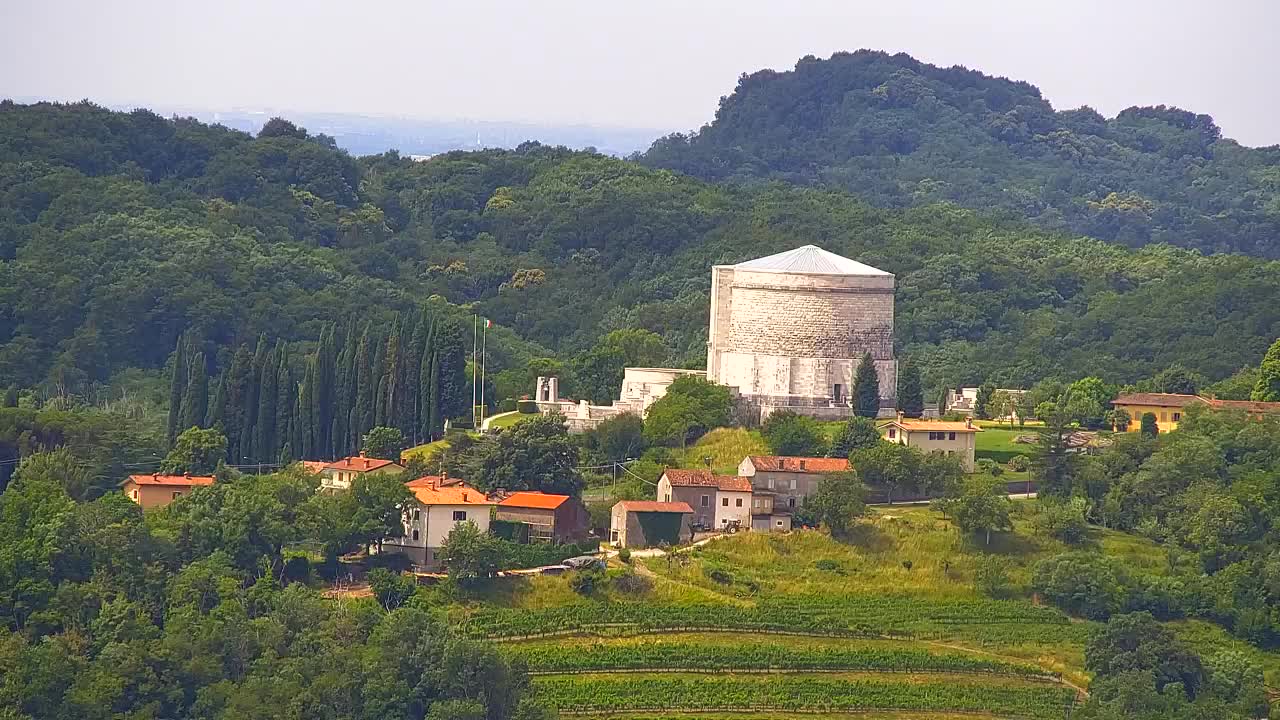Scopri la Webcam Senza Confini tra Nova Gorica e Gorizia!