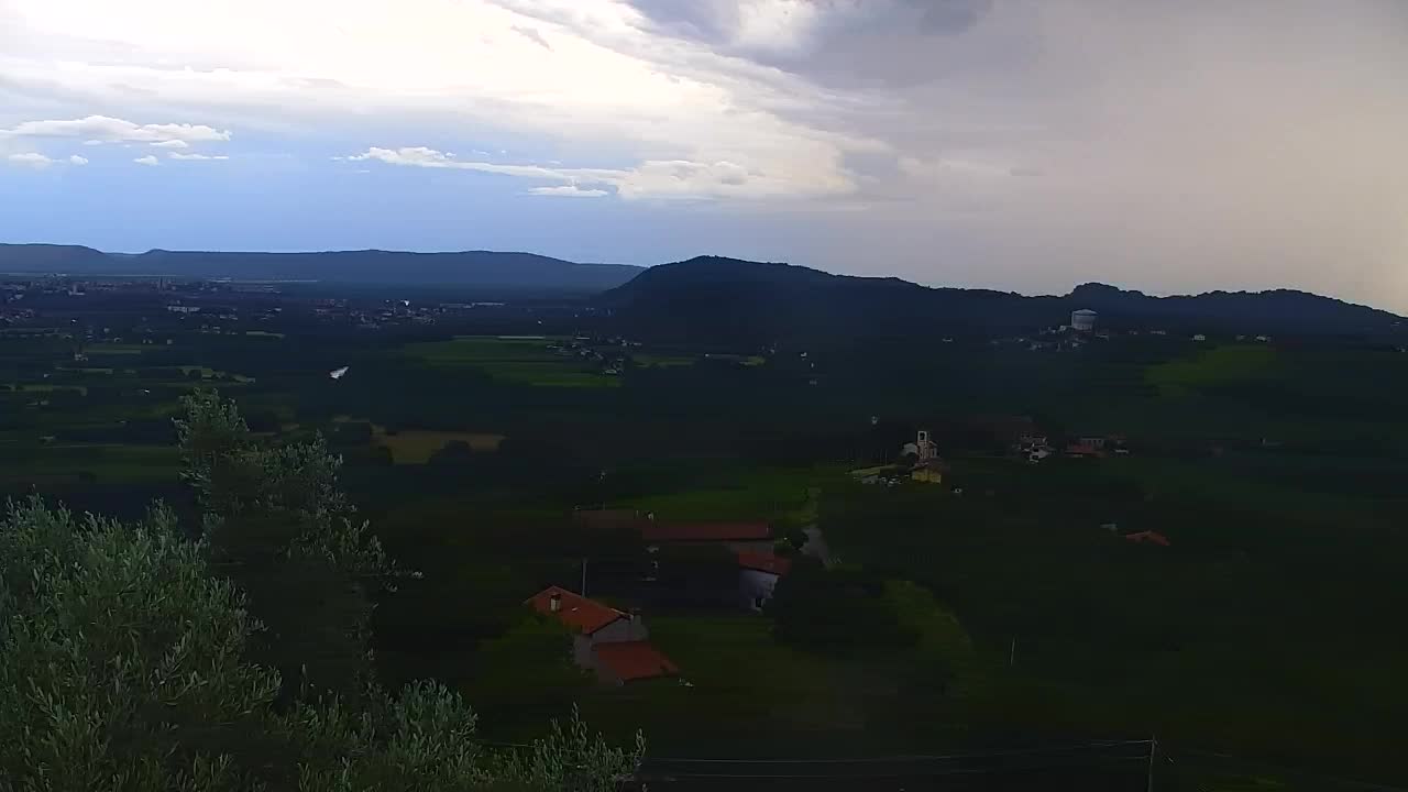 Scopri la Webcam Senza Confini tra Nova Gorica e Gorizia!