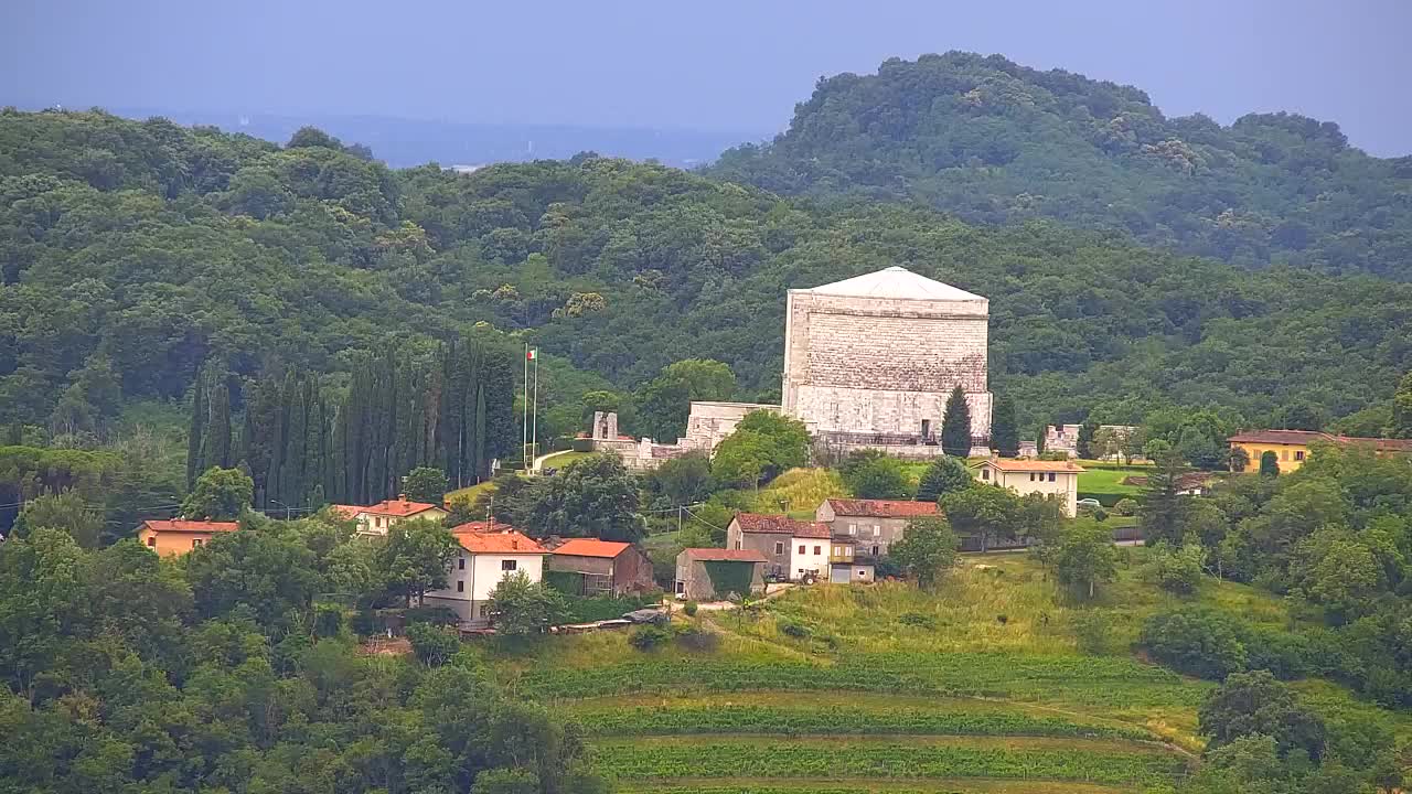 Scopri la Webcam Senza Confini tra Nova Gorica e Gorizia!