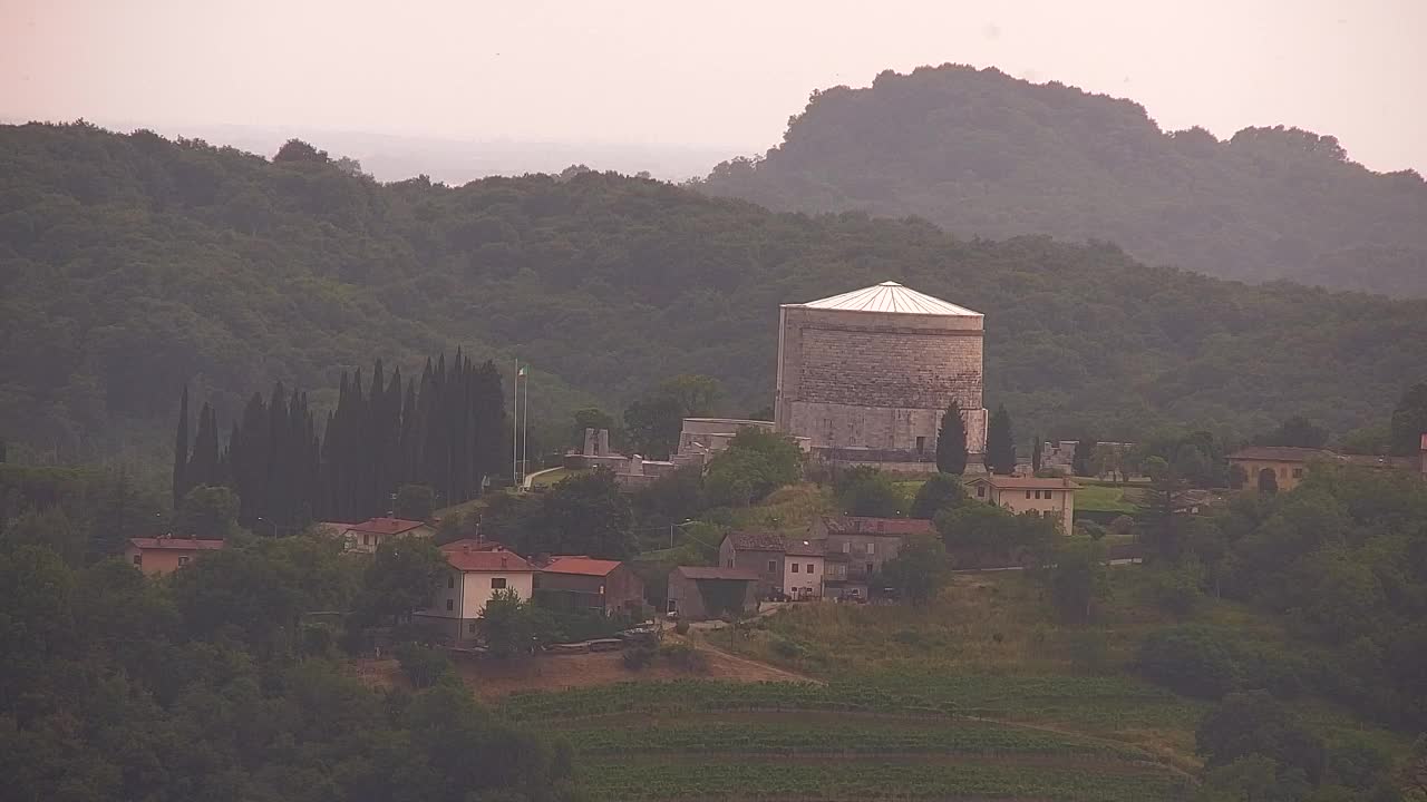 Scopri la Webcam Senza Confini tra Nova Gorica e Gorizia!
