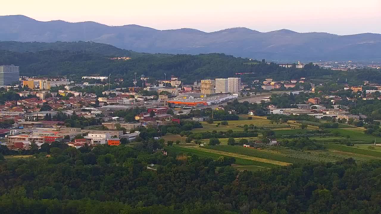 Borderless webcam of Nova Gorica and Gorizia