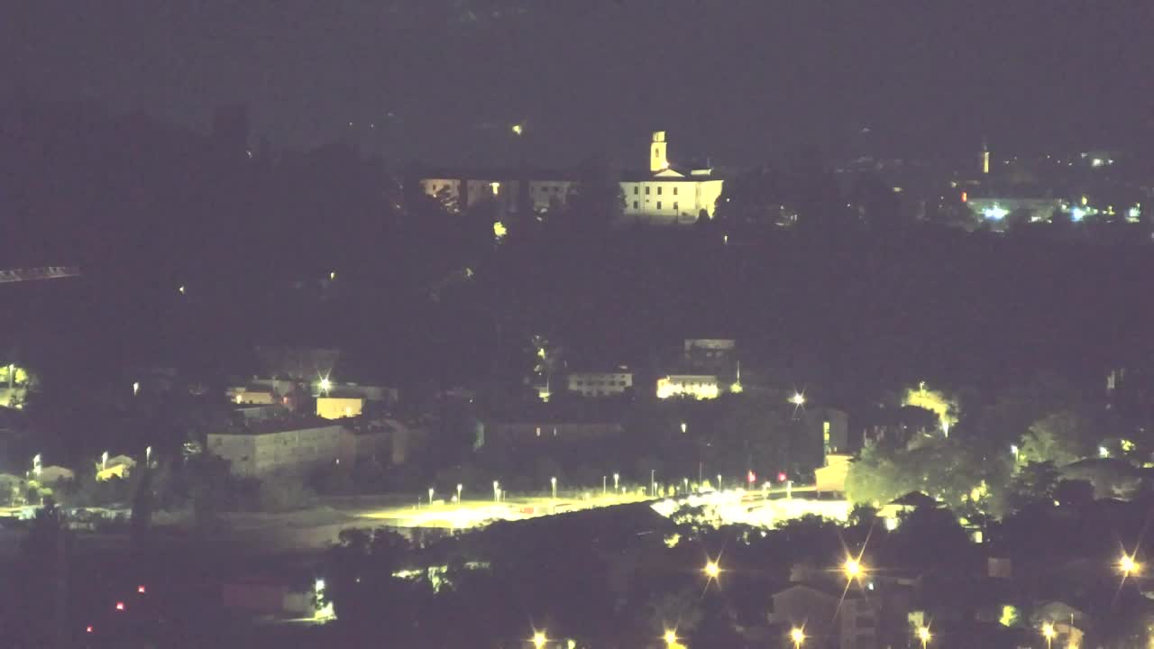 Otkrijte Beskrajnu Web Kameru Nova Gorica i Gorica!