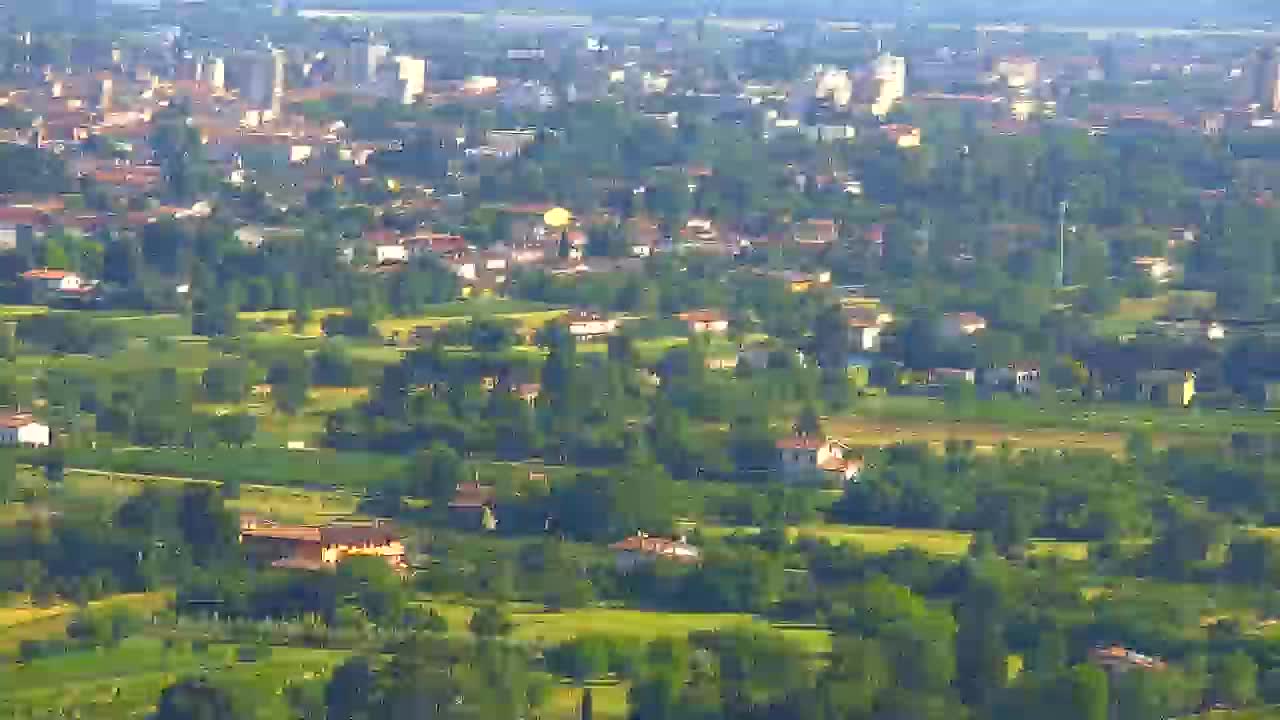 Otkrijte Beskrajnu Web Kameru Nova Gorica i Gorica!