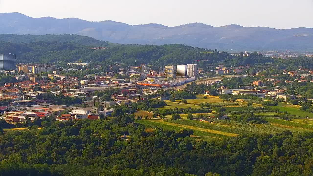 Borderless webcam of Nova Gorica and Gorizia