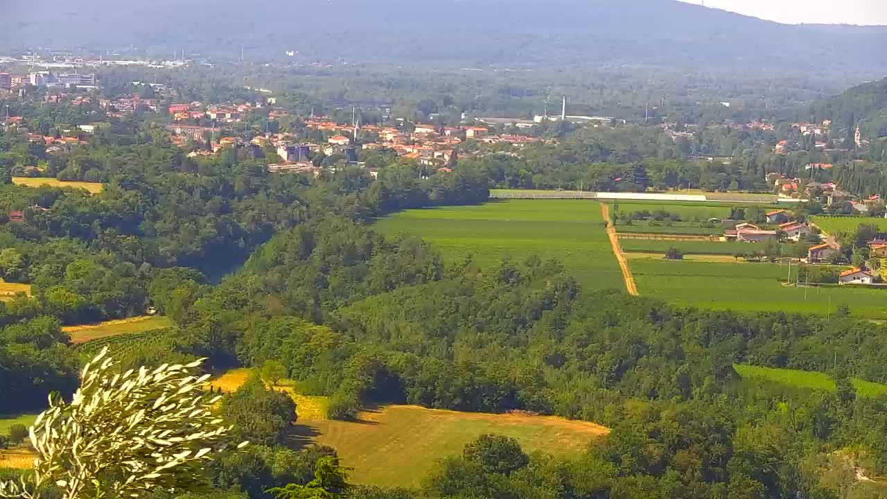 Brezmejna spletna kamera Nova Gorica in Gorica!