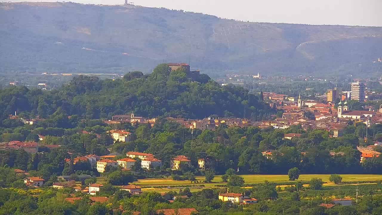 Brezmejna spletna kamera Nova Gorica in Gorica!