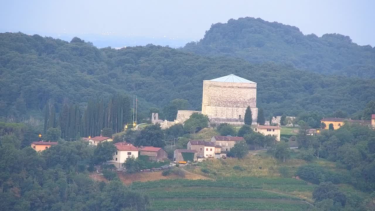 Grenzenlose Webcam: Nova Gorica und Gorizia / Görz live erleben!