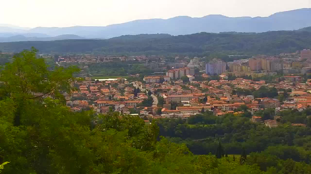 Brezmejna spletna kamera Nova Gorica in Gorica!
