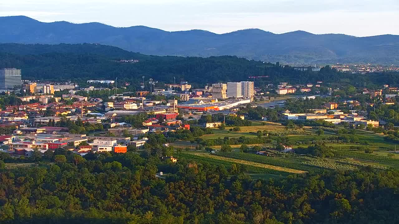 Borderless webcam of Nova Gorica and Gorizia